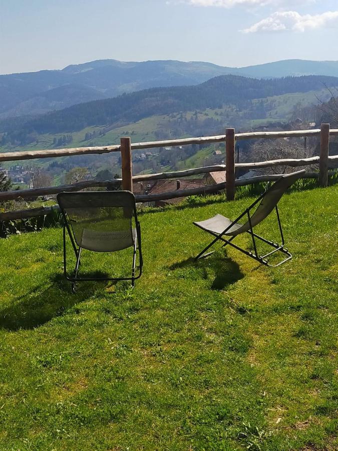 Aux Balcons De La Vallee Soultzeren Buitenkant foto