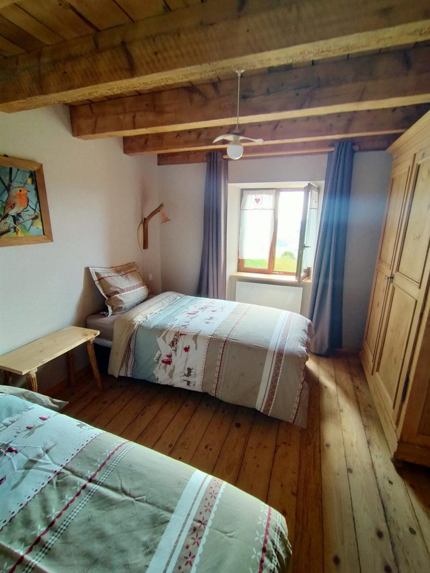 Aux Balcons De La Vallee Soultzeren Kamer foto